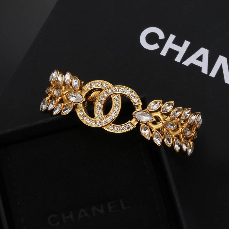Ch**el bracelets